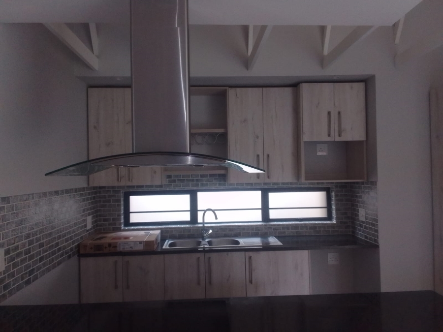 To Let 3 Bedroom Property for Rent in Gonubie Eastern Cape